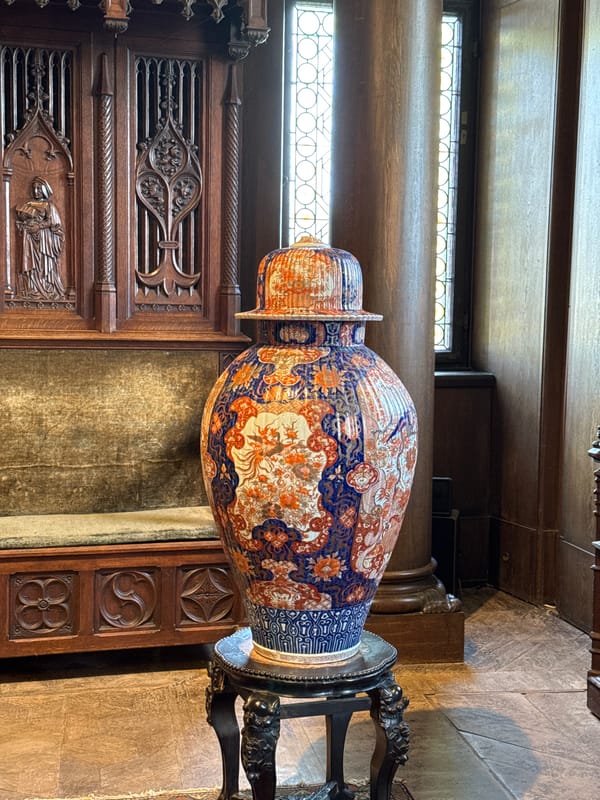 Tourist documents medieval castle interiors at Reichsburg Cochem