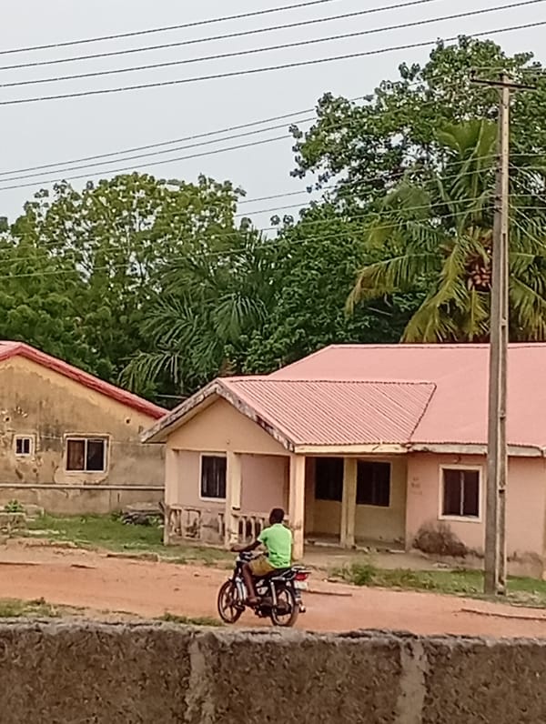 Morning street life documented in two Nigerian communities