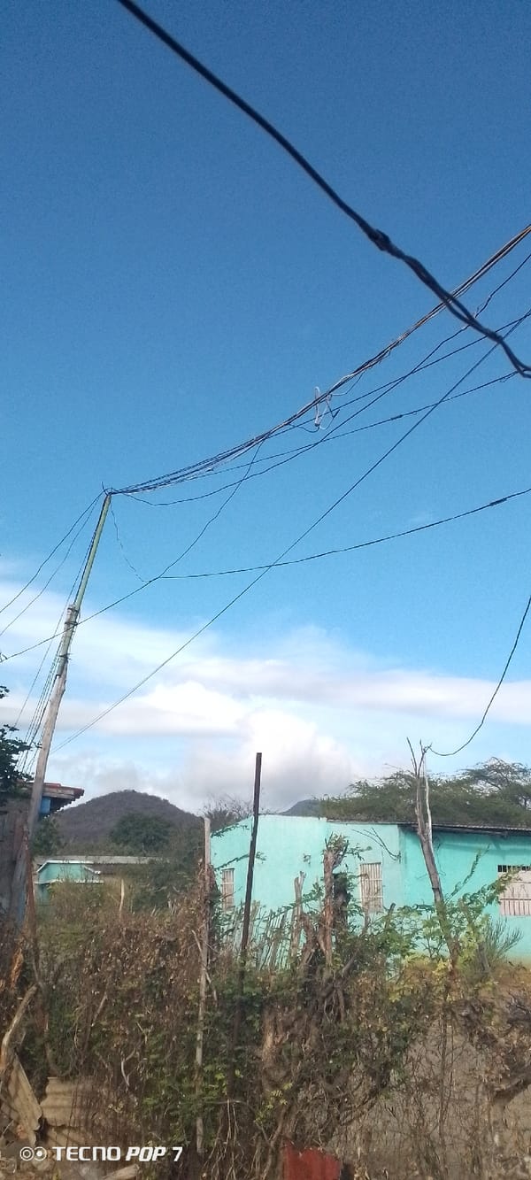 Routine evening documentation captures everyday Altagracia neighborhood scenes