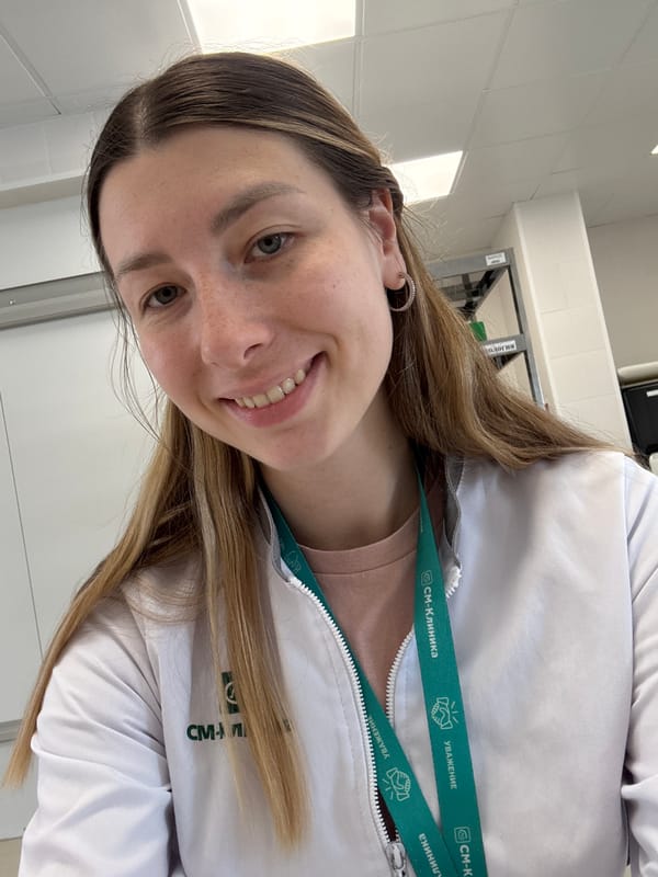 Lab work and selfies at SM-Clinic, Moscow