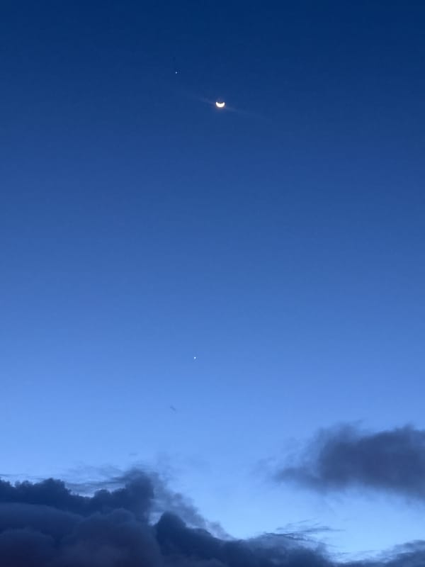 Twilight scenes captured across Da Lat during evening hours