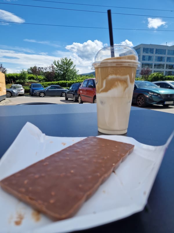 Dalgona coffee and chocolate bar, Sofia outdoor table