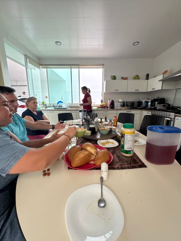 Evening indoor-outdoor scenes documented in San Bernardino Tlaxcalancingo