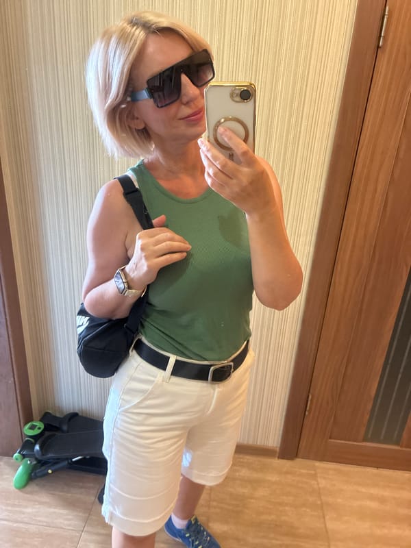 Selfie session in a Sochi residence, mid-afternoon