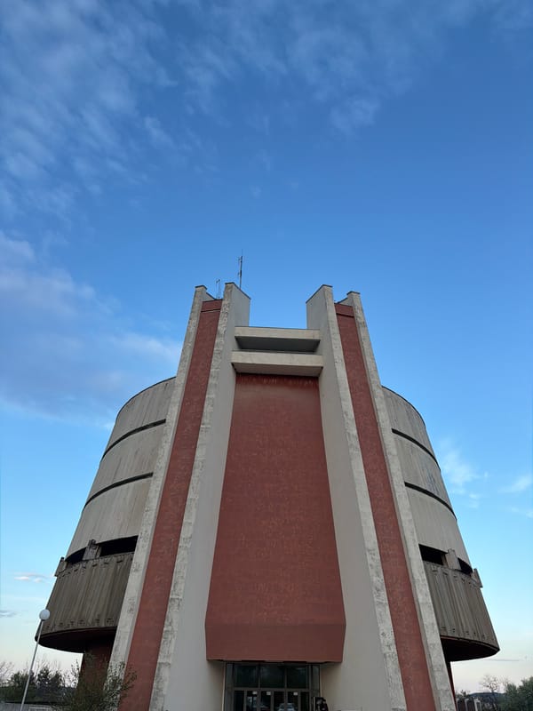 Tourist captures upward view of Pleven Panorama monument