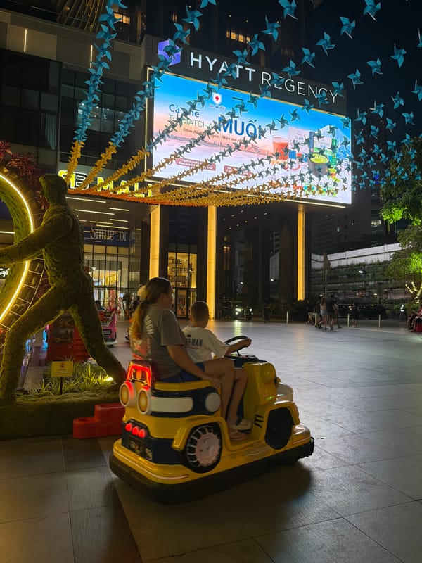 Nha Trang beachfront and streets, day into night