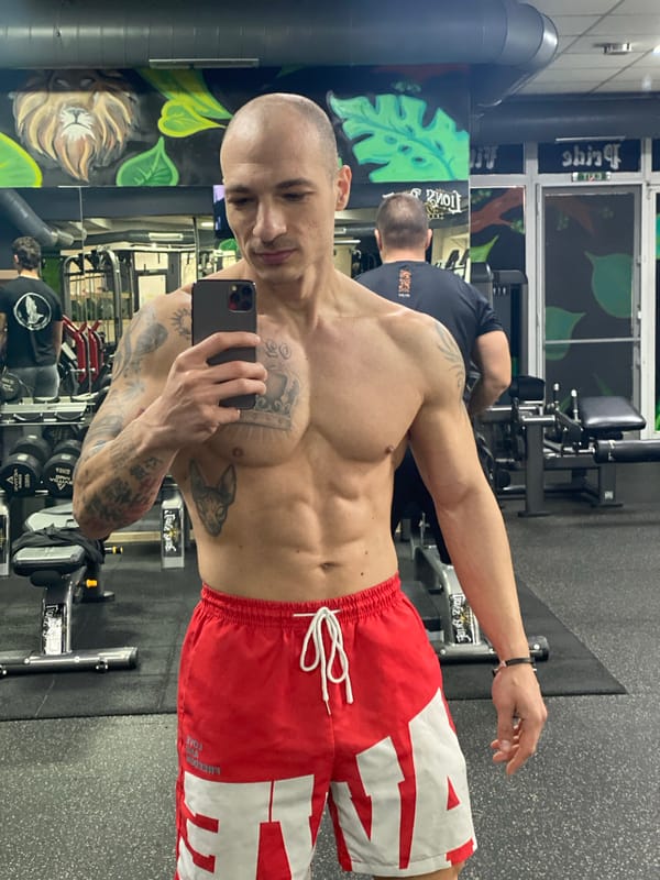 Early morning gym session documented in Pleven, Bulgaria