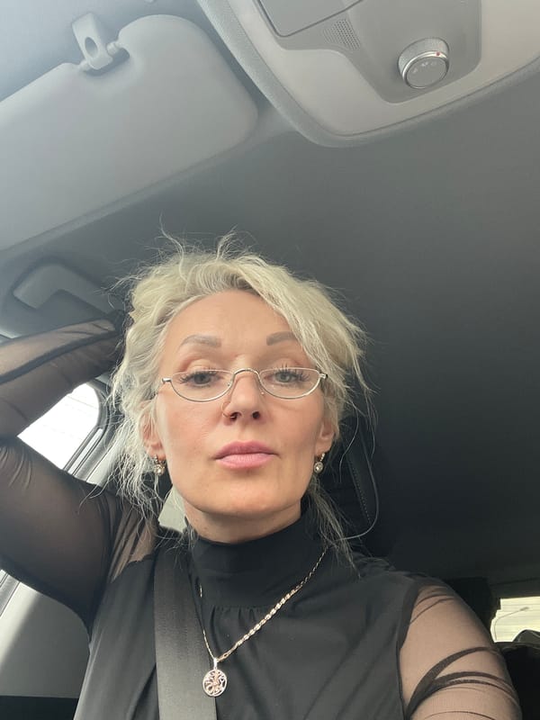 Passenger seat selfie in Novolisino, Russia