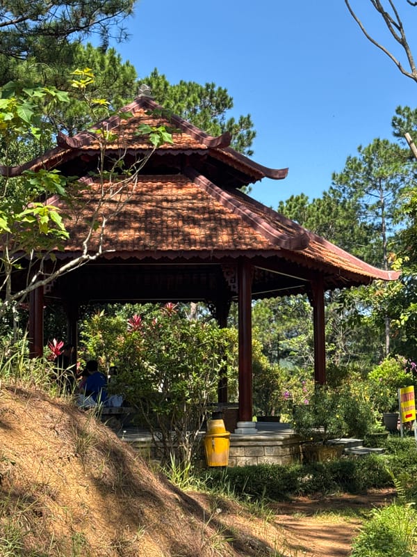 Truc Lam Monastery and Tuyen Lam Lake, Da Lat