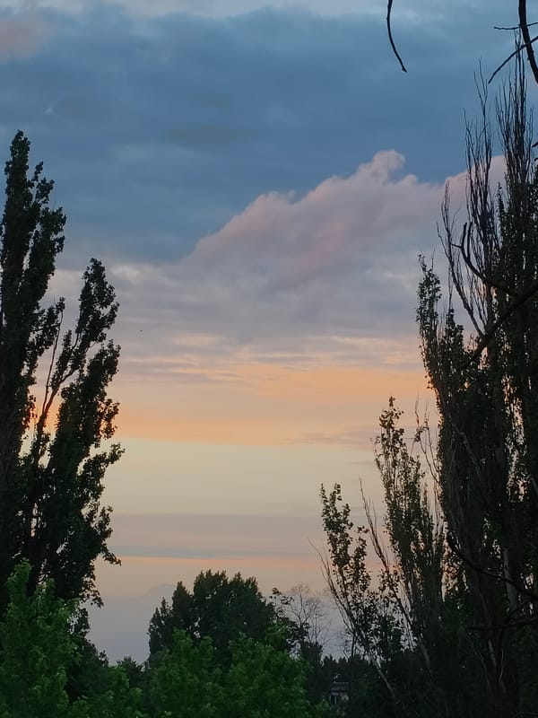 Twilight sky observed over Kryvyi Rih, Ukraine
