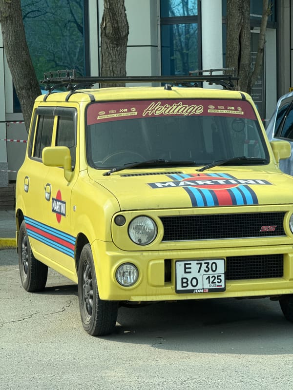 Modified Suzuki Jimny with racing stripes spotted in Vladivostok