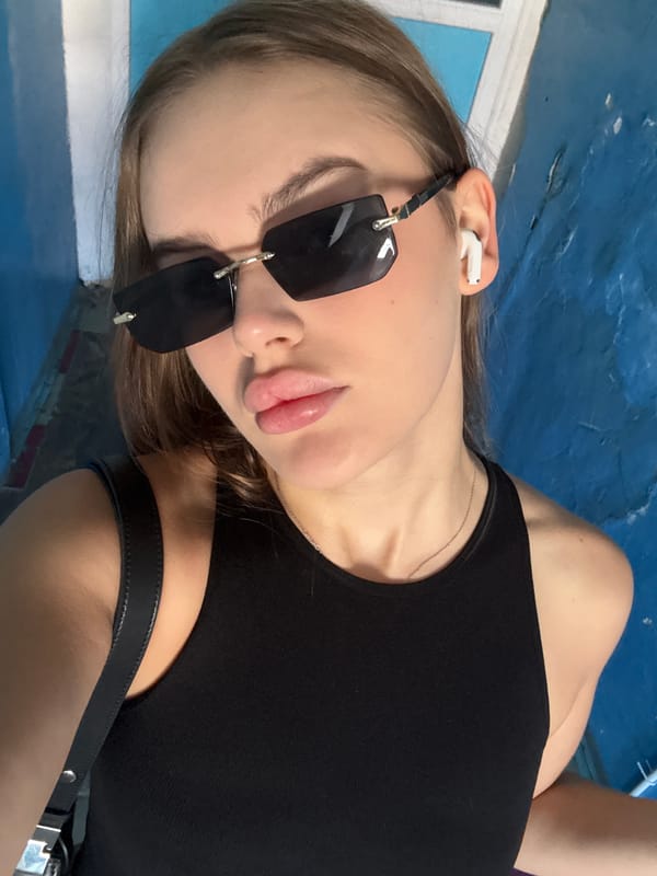 Casual selfies with sunglasses and earbuds, Dnipro