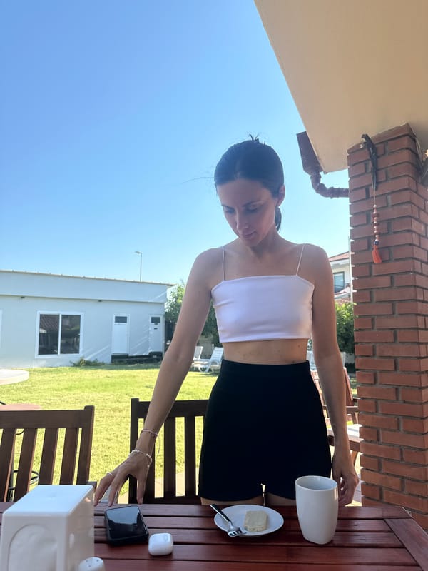 Casual outdoor table moment in Ortaca, Turkey