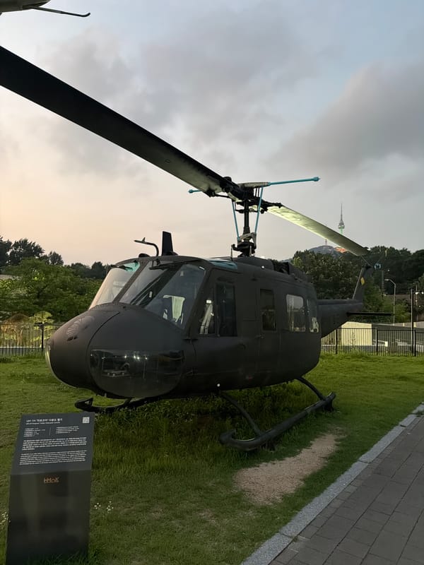 Evening walkthrough of Seoul's War Memorial and surrounding sites