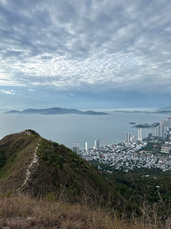 Evening hillside photography session captures Nha Trang coastal views