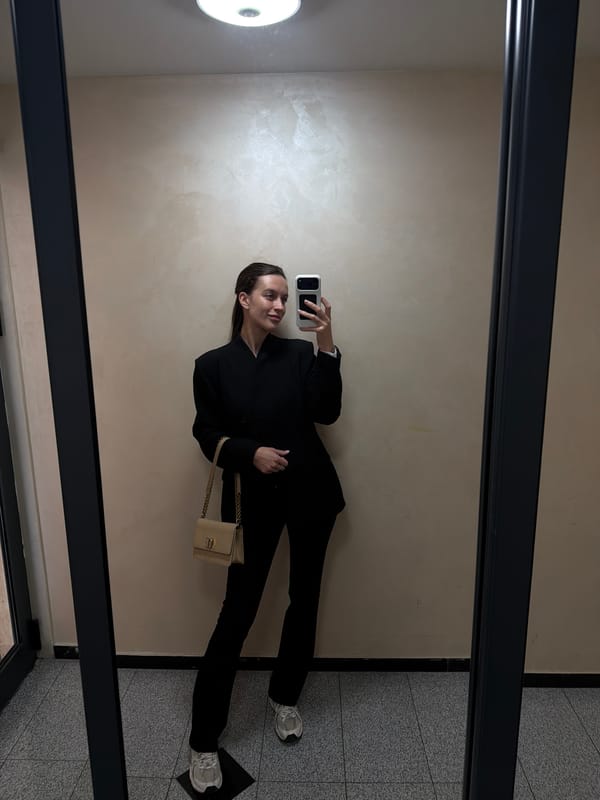 Woman documents skincare routine with selfies in Belgrade suburb