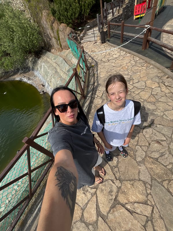 Families visit zoo in Izhevsk, take photos with animals