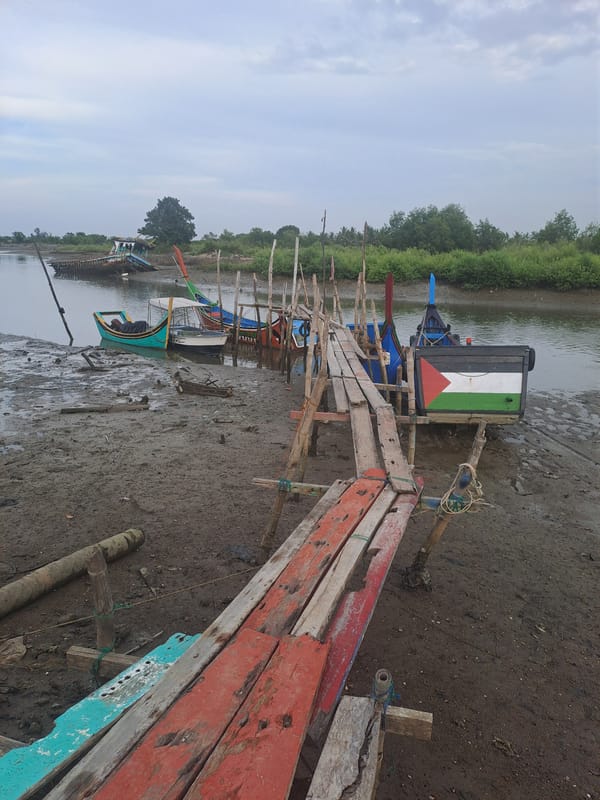 Coastal life documented in Kualaraja fishing community