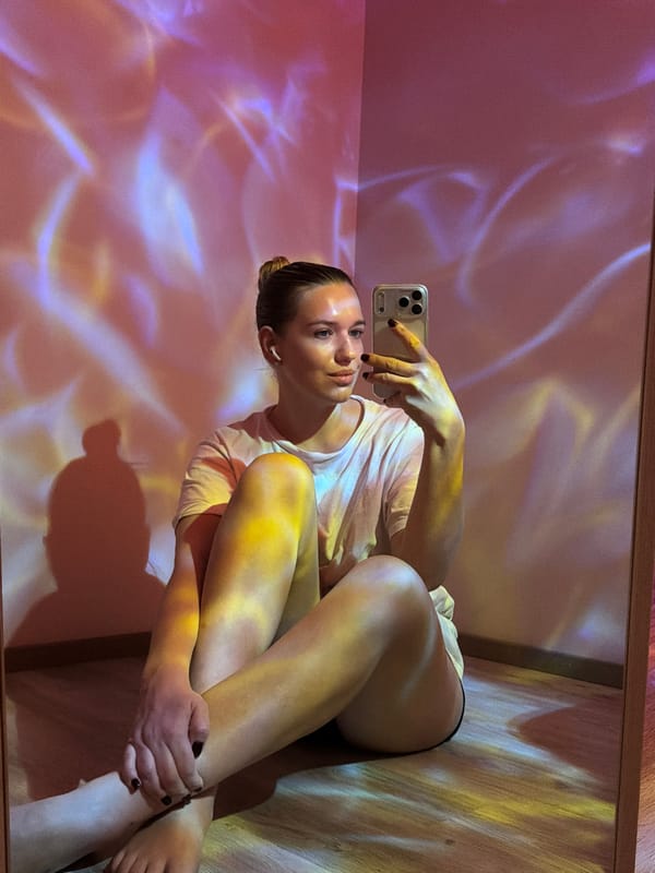 Woman documents daily life through selfies in Dreiliņi Latvia