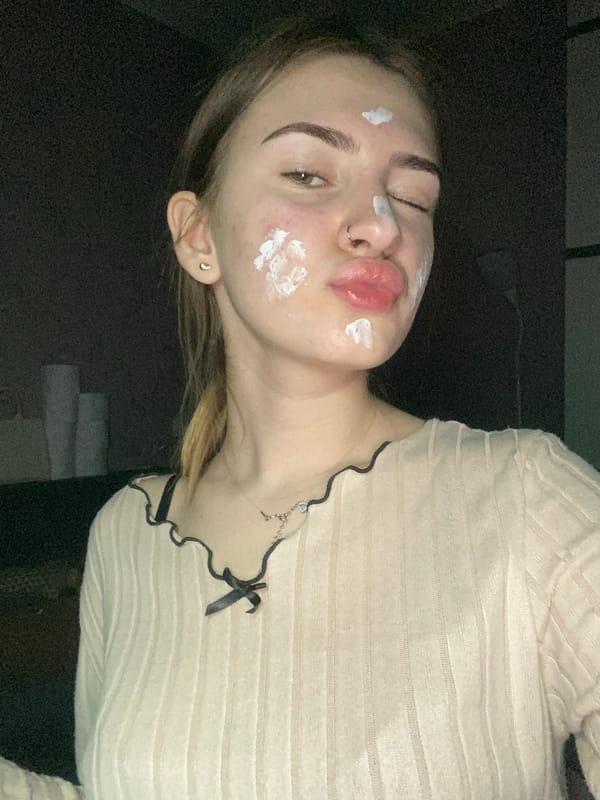 Skincare selfies and pet snails, an evening at home in Russia