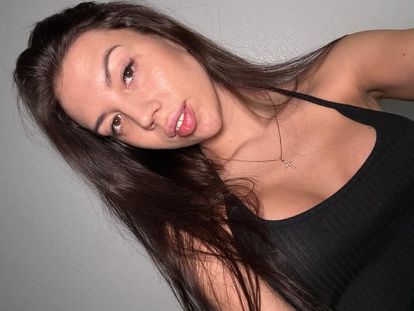 Woman documents selfie session in Saint Petersburg apartment