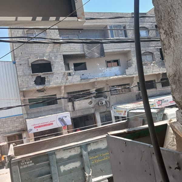 Witness documents everyday street scenes in Gaza urban area