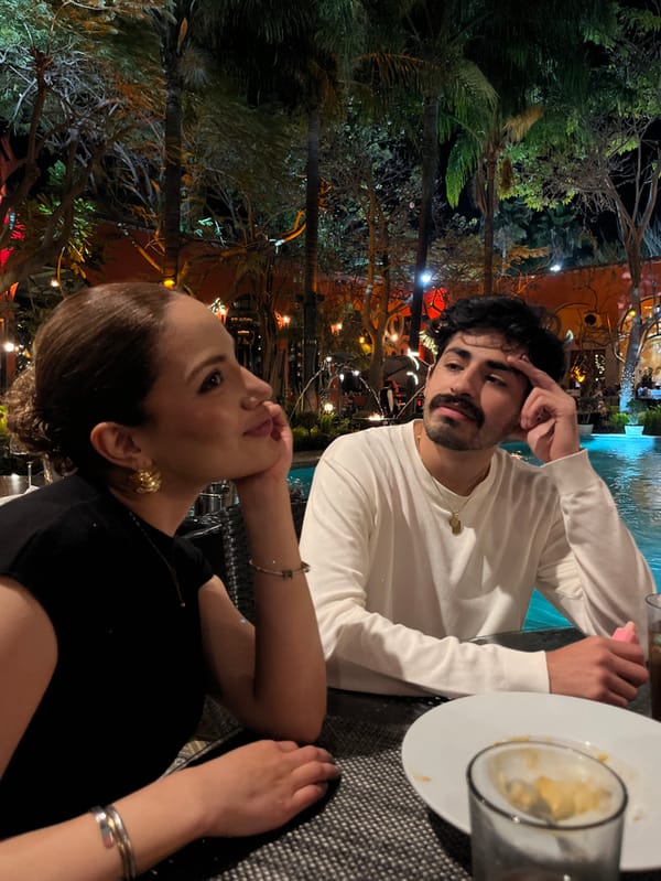 Couple shares romantic Valentine's moments at Querétaro restaurant