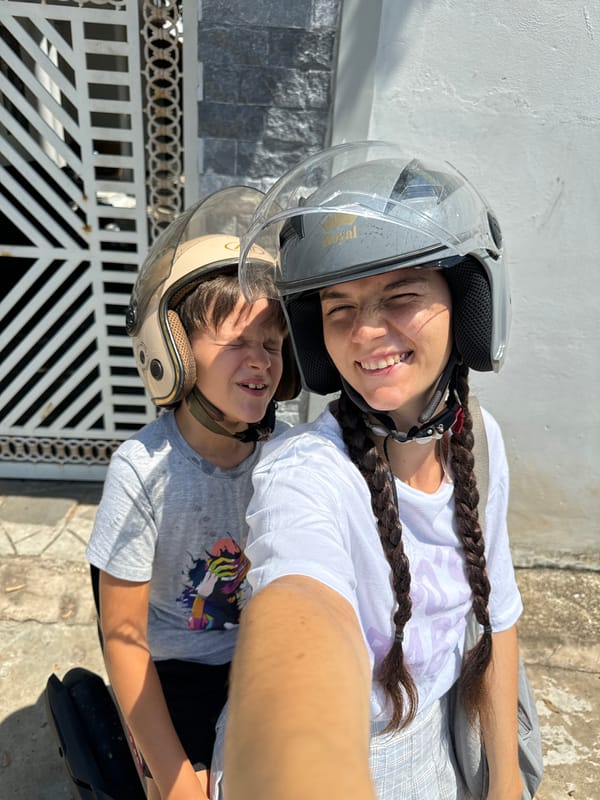 Lazy beach morning in Mũi Né: selfies, snacks, and massage balls