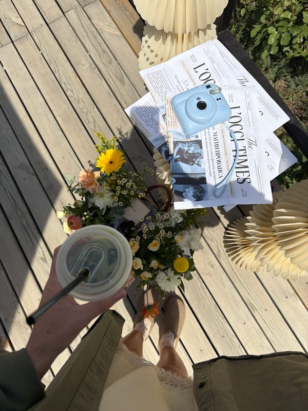 Still-life arrangement with newspapers, camera spotted in Orto Say