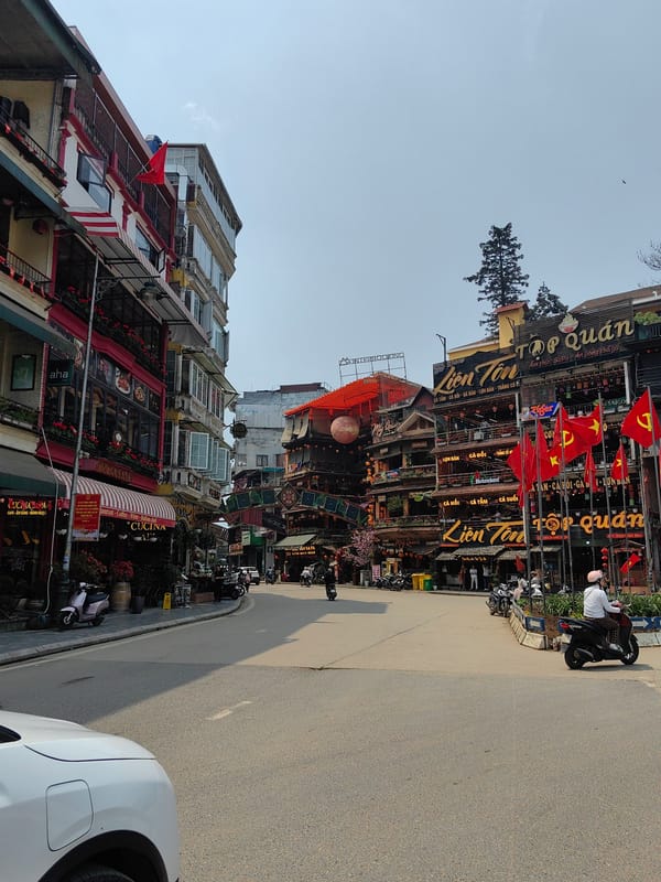 Morning scenes captured across Sa Pa Vietnam town center