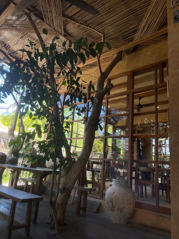 Morning business scenes documented in Kuta Selatan cafes