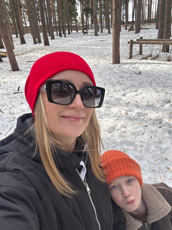 Family enjoys winter forest activities in Votkinsk, Russia