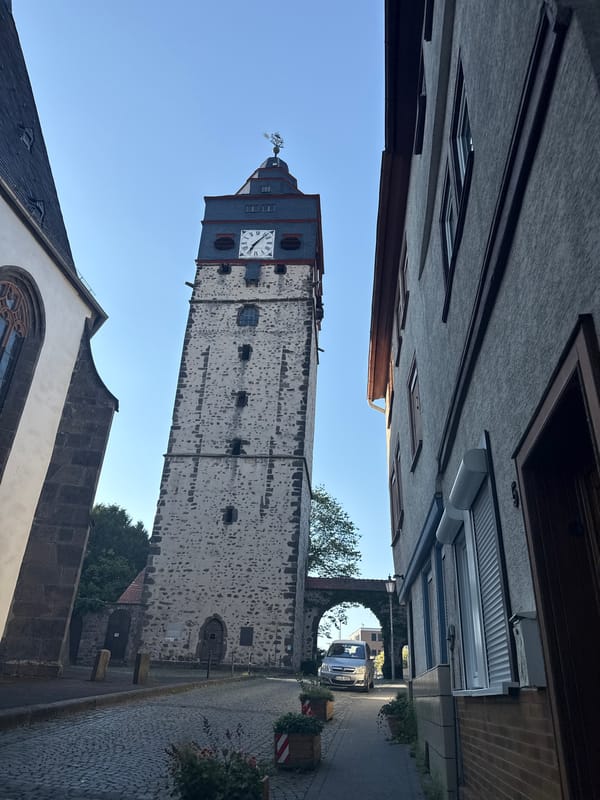 Afternoon stroll through Lich's historic old town