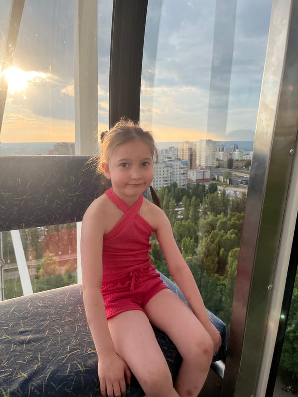 Family enjoys afternoon at Samara park with Ferris wheel visit