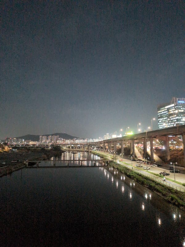 Nighttime Seoul scenes documented across multiple districts