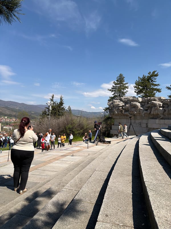 Group gathers at April Uprising Monument in Panagyurishte