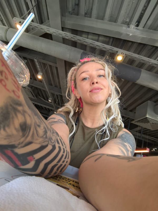 Snacks, selfies, and the Nizhny Novgorod Kremlin