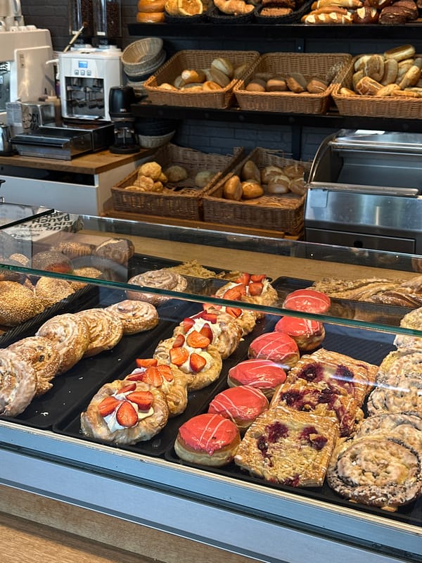 Morning bakery display documented in Kiel, Germany