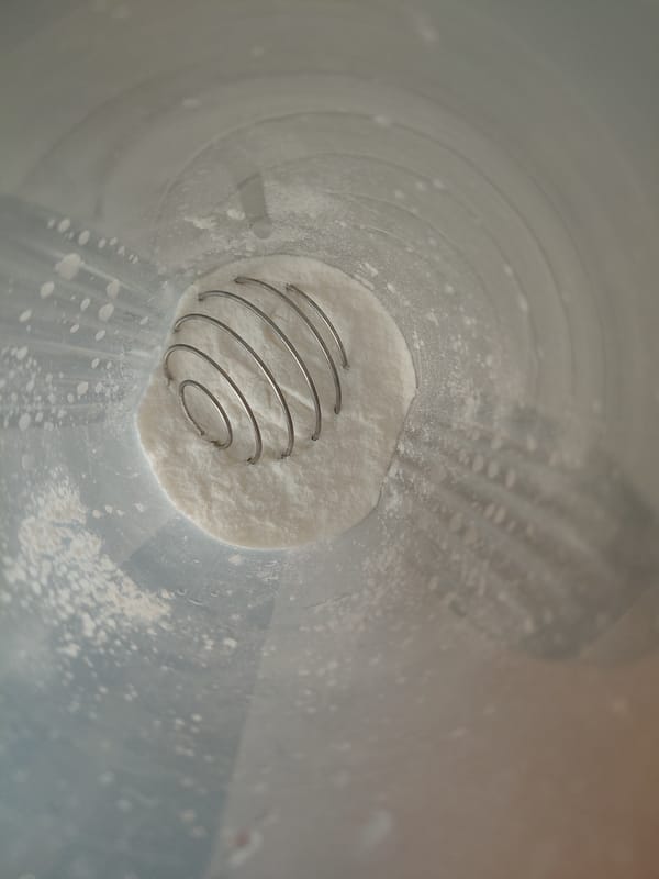 White powder observed in container in Nadym, Russia