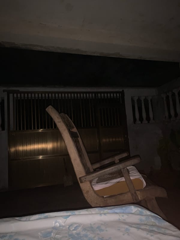 Nighttime domestic scenes documented in Santa Ana, Venezuela residence