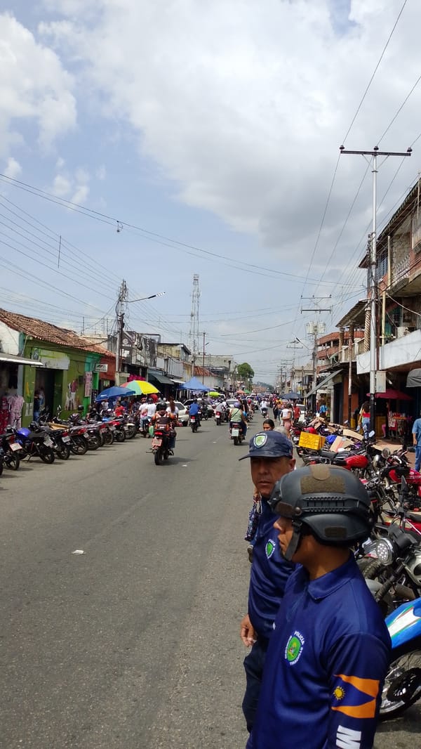 Heavy motorcycle traffic observed in Tinaquillo, Venezuela streets