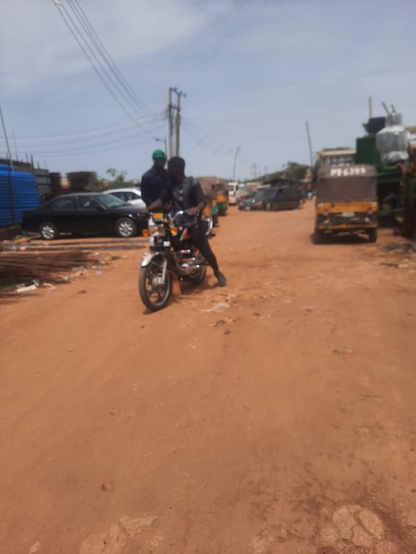 Morning street life documented in Gura Top Nigeria