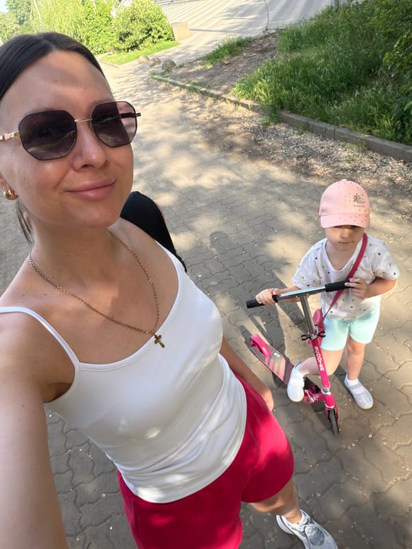 Morning moments captured across Rostov-on-Don by single witness