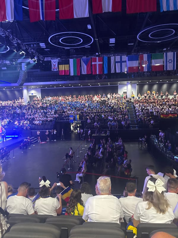 International ceremony underway at packed Prague arena