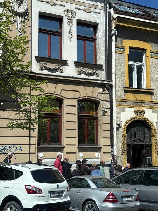 Belgrade street scene shows contrasting architectural styles