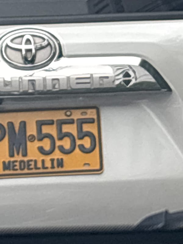 Toyota 4Runner spotted in Medellín with local plates