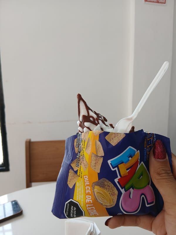 Friends share ice cream, snacks during social gathering in Venezuela