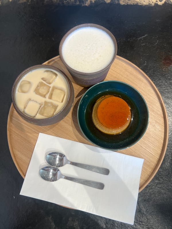 Evening refreshments captured on wooden tray in New York