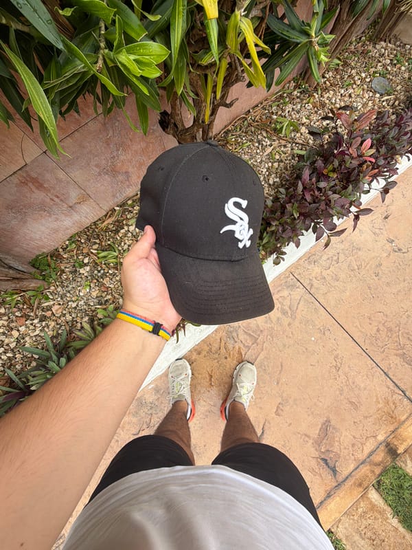 Person spotted in Chicago White Sox cap in Mérida
