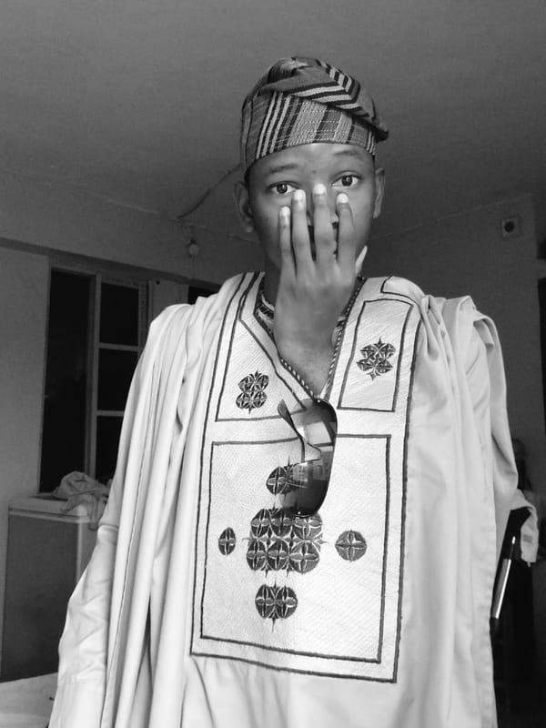 Traditional Nigerian fits, multiple angles, Lagos afternoon